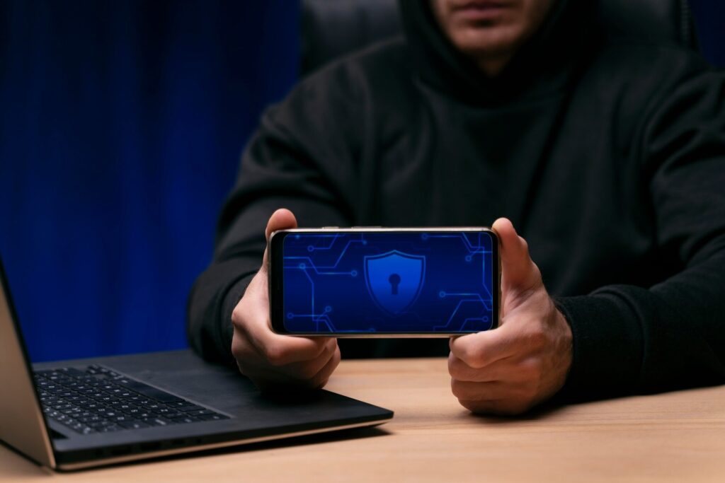 Mobile Device Security: Complete Guide to Protecting Enterprise Mobile Devices, BYOD, and Remote Workforces